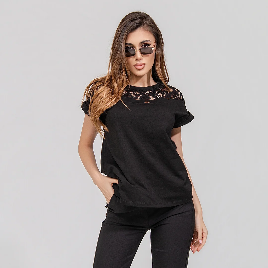 Блуза с паднало рамо и дантела Junona