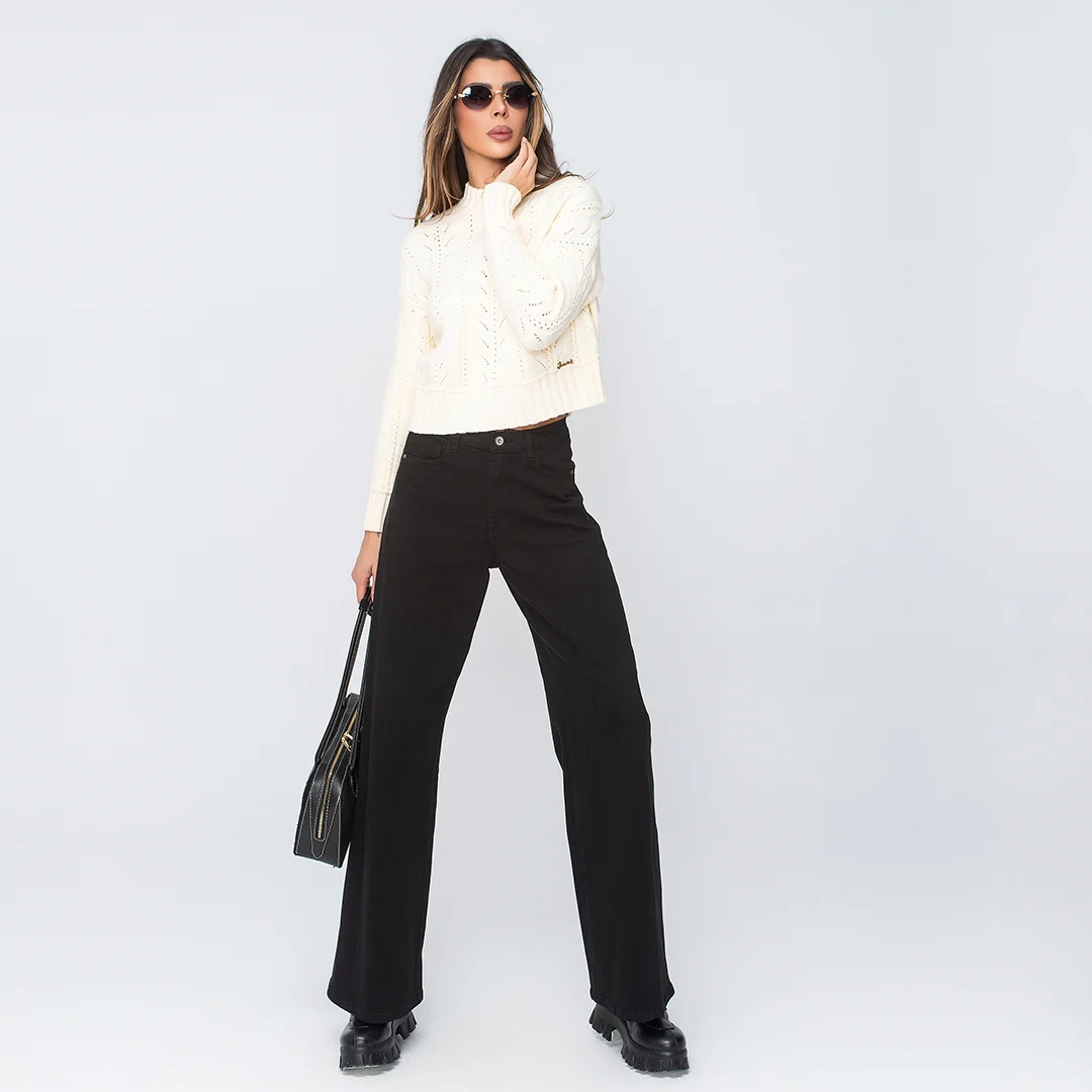 Черни дънки с широк крачол