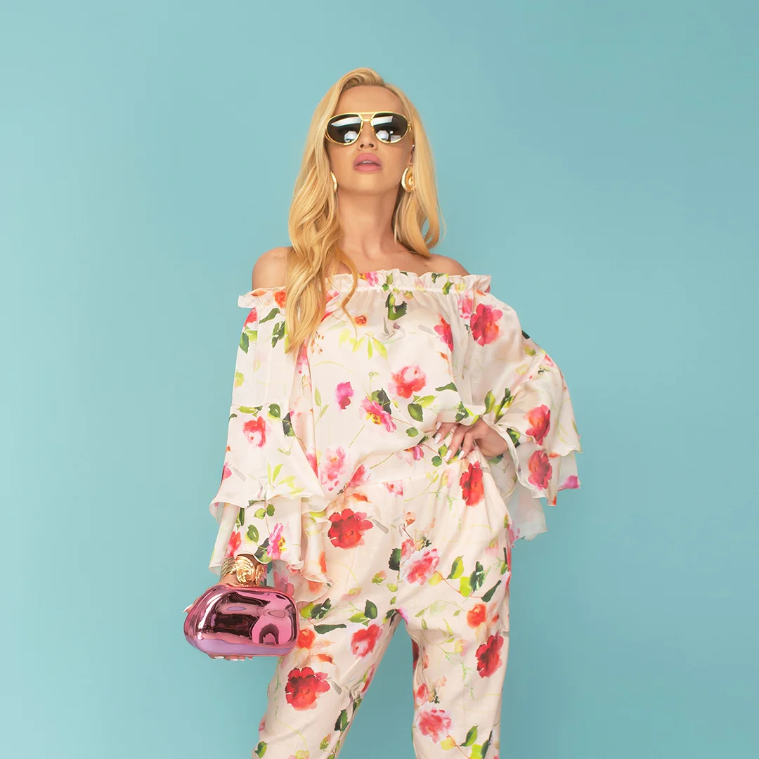 Блуза с принт на цветя