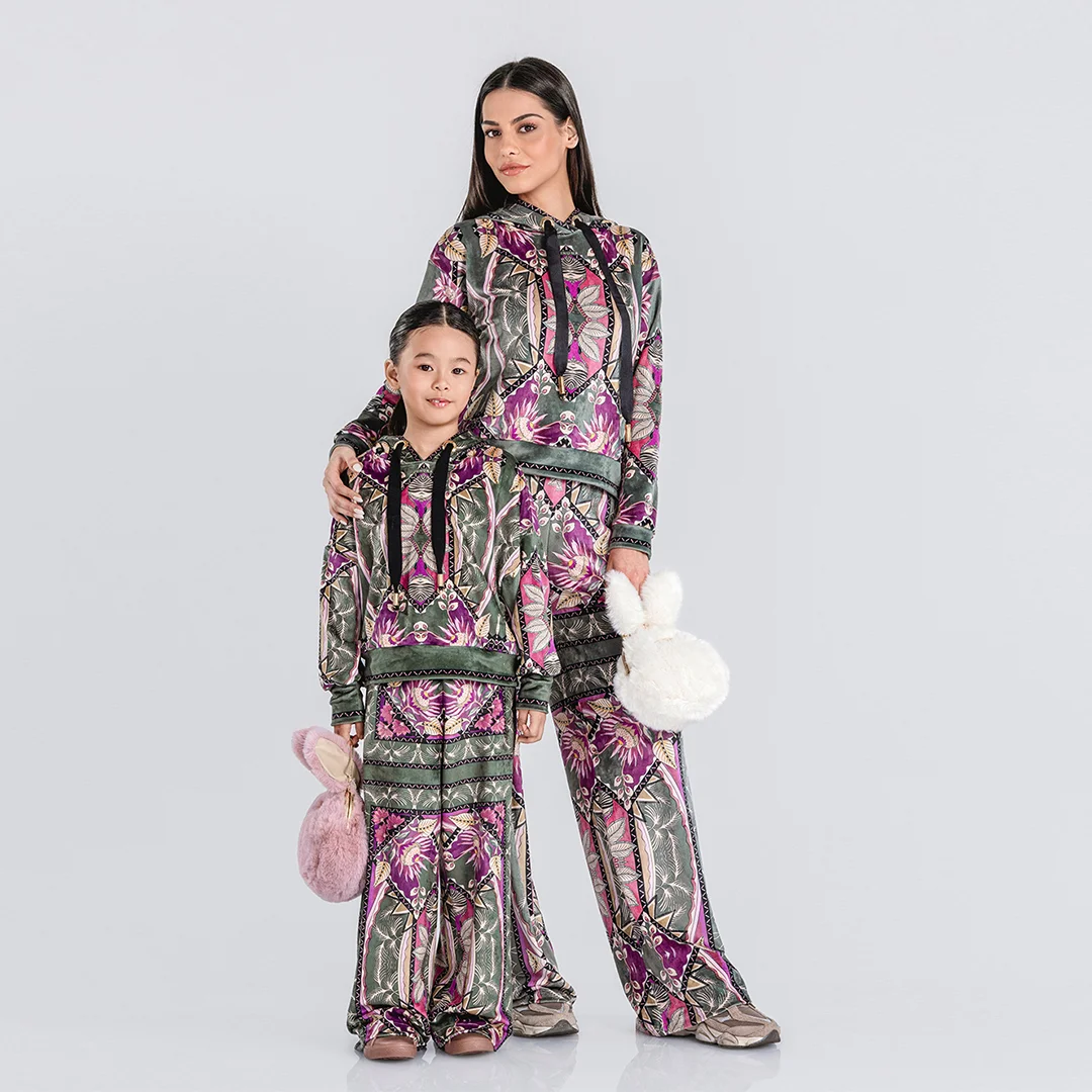 Детски панталон от плюш с широки крачоли - Junona Детски панталон от плюш с широки крачоли