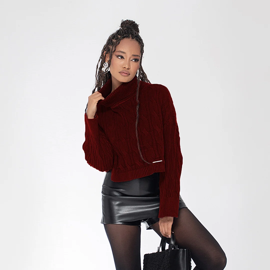 Къса поло блуза с релефна плетка - Junona Къса поло блуза с релефна плетка