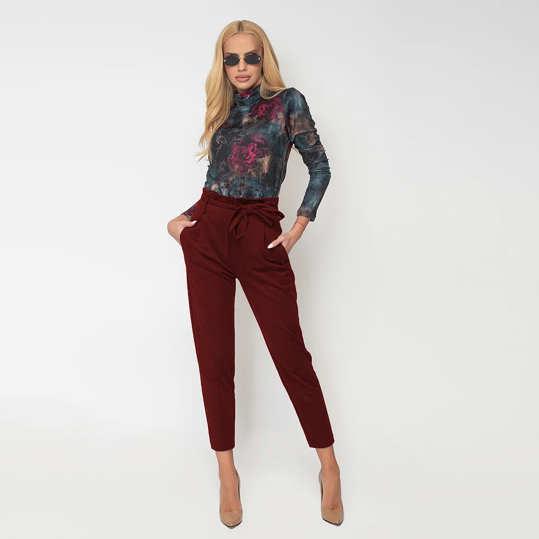 Панталон с висока талия и колан