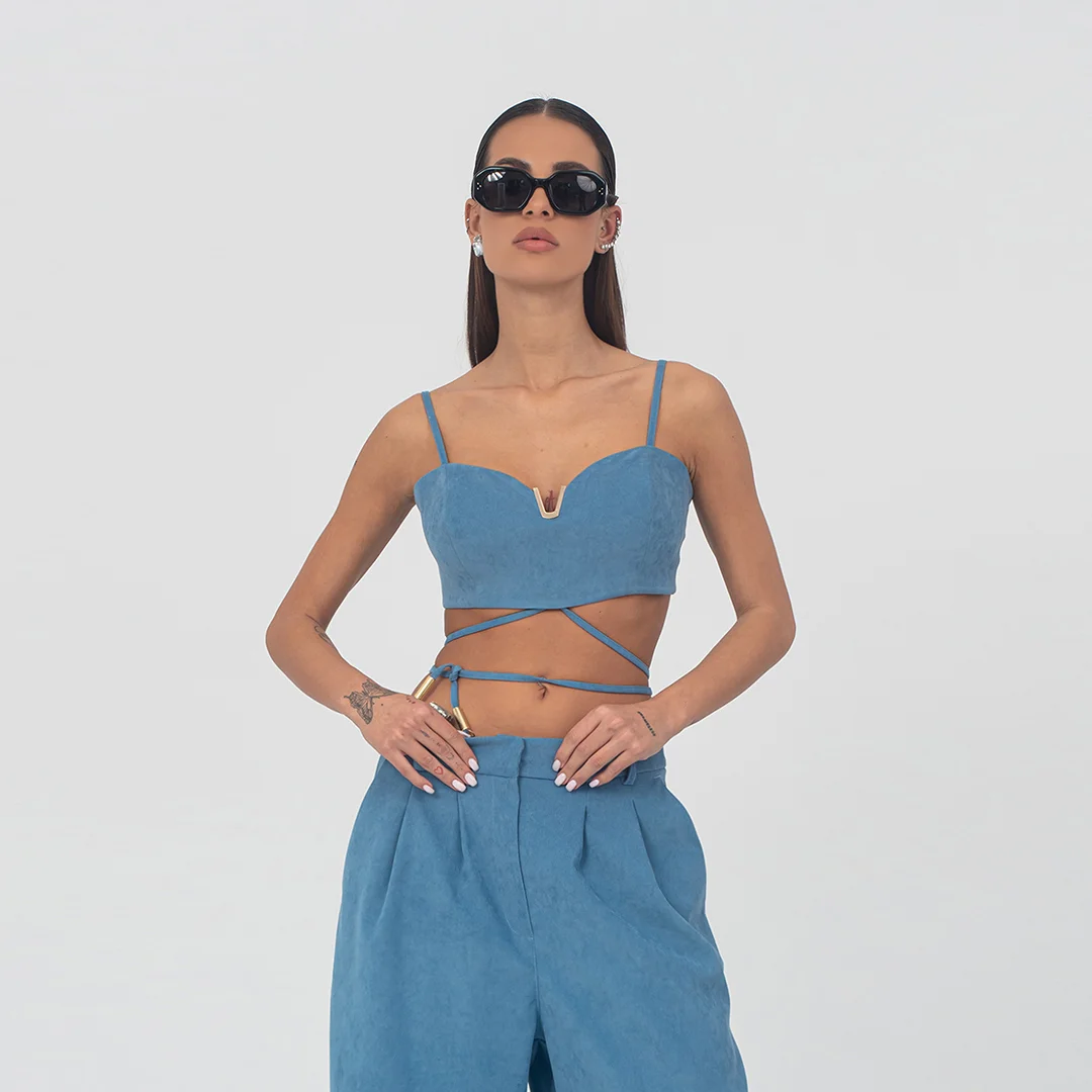 Бюстие с връзки