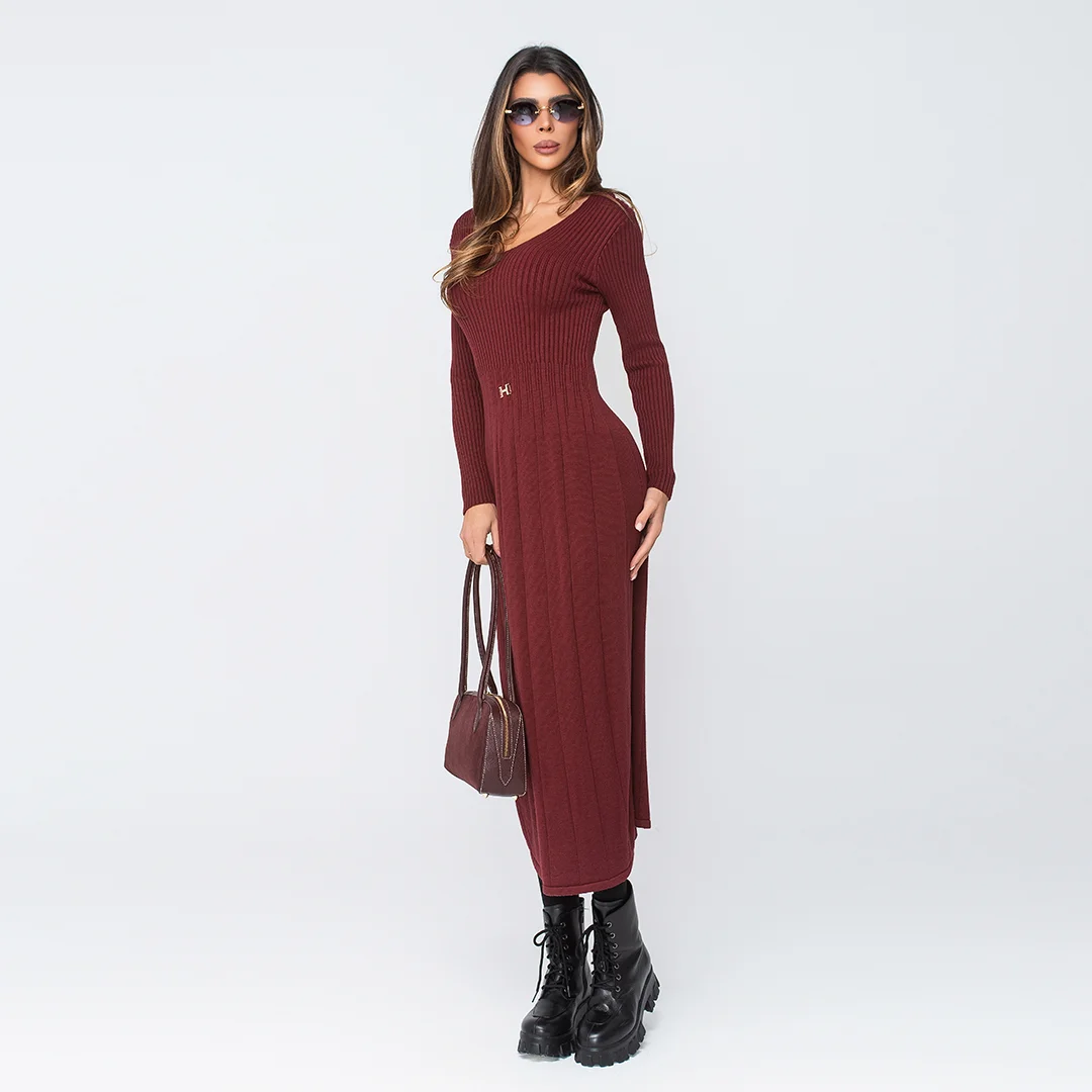 Дълга рокля от фино плетиво