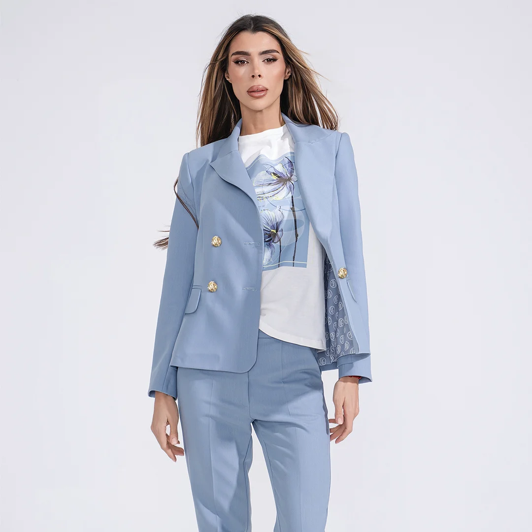 Вталено сако с копчета Junona